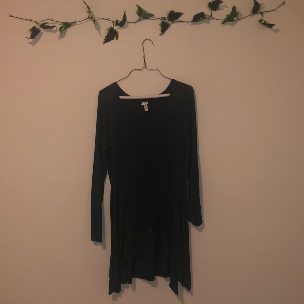 Love In dark green long sleeve dress